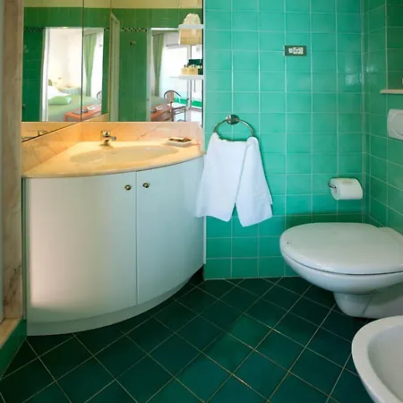 Mion Charme & Relax Hotell 4*